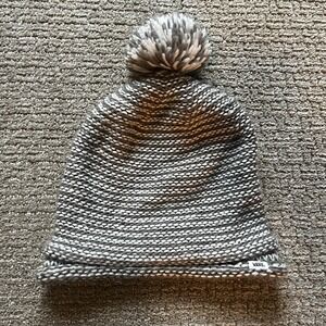 Vans Gray White Knit Beanie Adult One Size Pom Pom